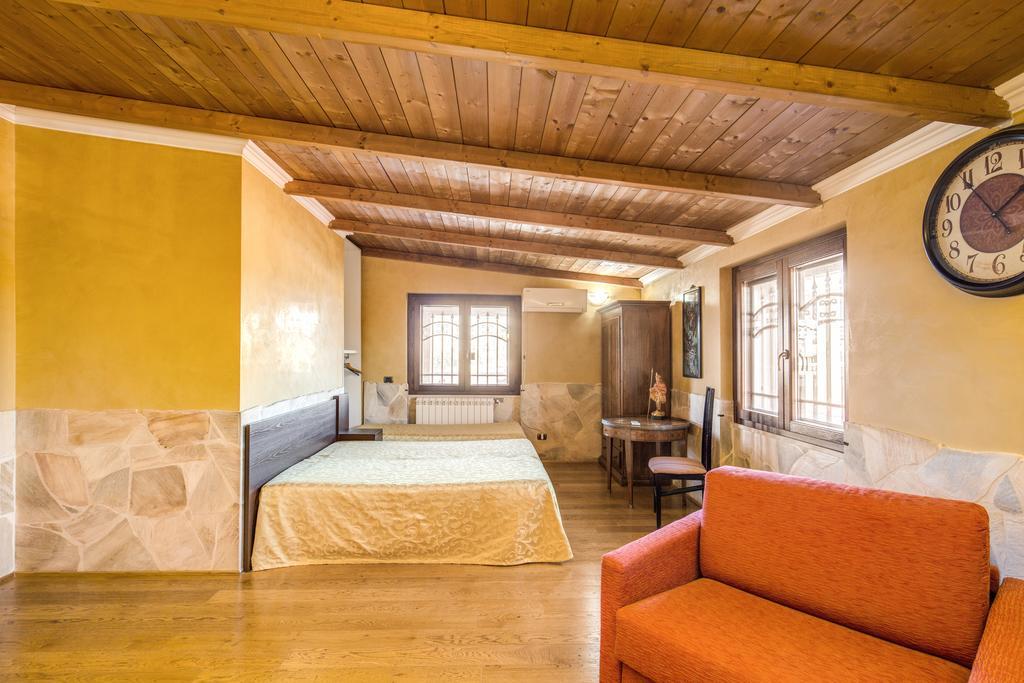 Villa Gengi Ardea Exterior foto