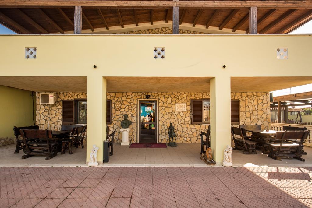 Villa Gengi Ardea Exterior foto